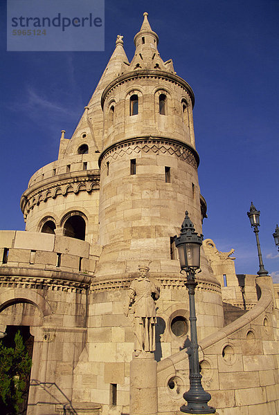 Die Fishermans Bastion ein Wahrzeichen in Budapest  Ungarn  Europa