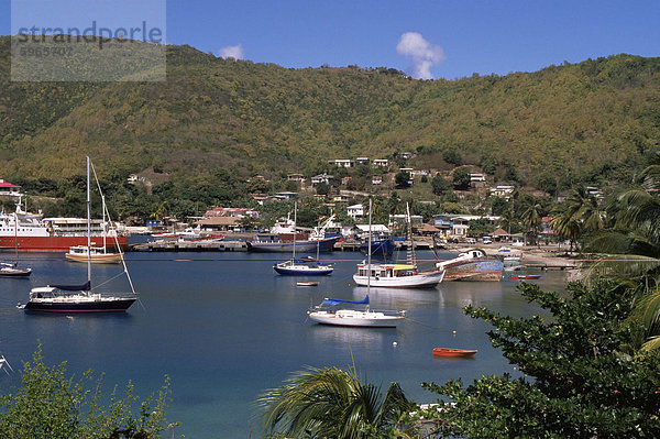Admiralty Bay und Port Elizabeth  Bequia  die Grenadinen  Windward-Inseln  West Indies  Caribbean  Mittelamerika