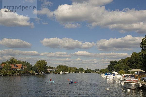 Sunbury am Thames  Surrey  England  Vereinigtes Königreich  Europa