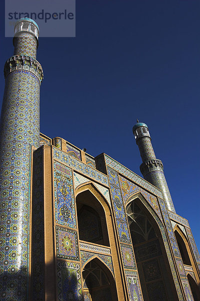 Die Freitagsmoschee oder Masjet-eJam  gebaut im Jahr 1200 durch die Ghorid Sultan Ghiyasyddin auf dem Gelände einer früheren 10. Jahrhundert Moschee  Herat  Provinz Herat  Afghanistan  Asien