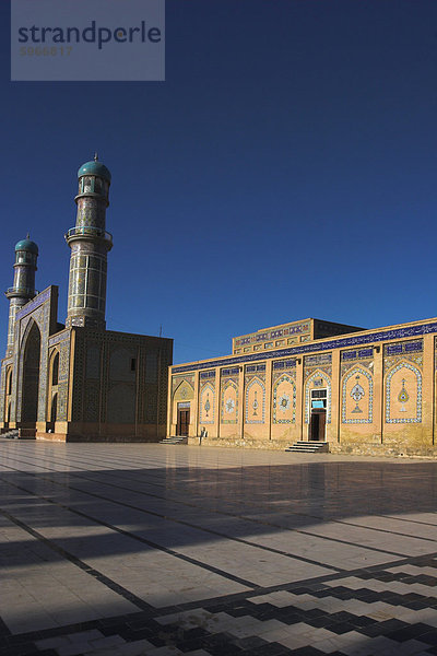 Die Freitagsmoschee oder Masjet-eJam  gebaut im Jahr 1200 durch die Ghorid Sultan Ghiyasyddin auf dem Gelände einer früheren 10. Jahrhundert Moschee  Herat  Provinz Herat  Afghanistan  Asien