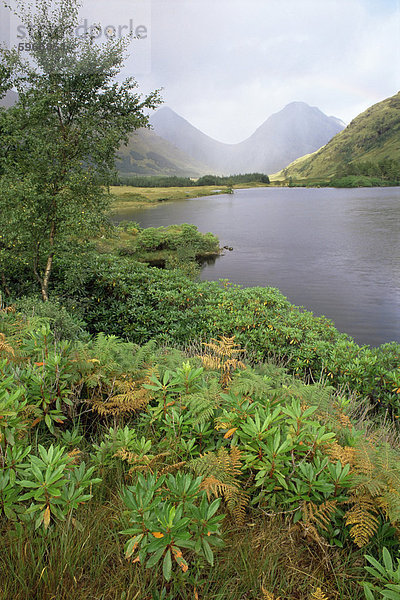 Buachaille Etive Beag und Buachaille Etive Mor  Wächter von Glen Etive  Highlands  Schottland  Vereinigtes Königreich  Europa