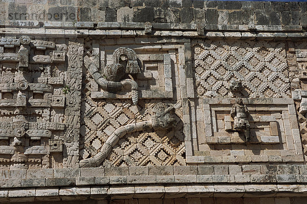 Nonnenkloster Quadrangle an die Maya-Stätte von Uxmal  UNESCO-Weltkulturerbe  Uxmal  Yucatan  Mexiko  Nordamerika