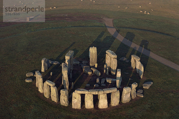 Luftbild von Stonehenge  UNESCO Weltkulturerbe  Wiltshire  England  Vereinigtes Königreich  Europa