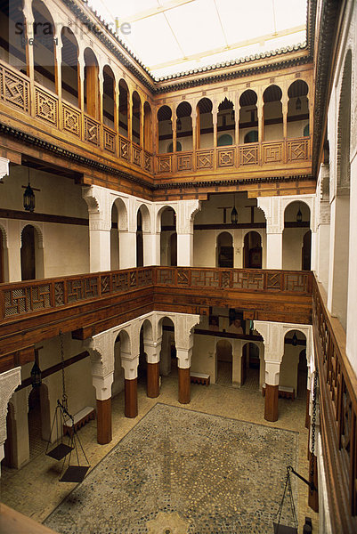 Museum in der alten ummauerten Stadt oder Medina  UNESCO Weltkulturerbe  Fez  Marokko  Nordafrika  Afrika