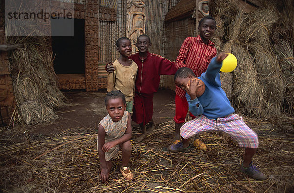 Gruppe von Kindern  Kamerun  Afrika
