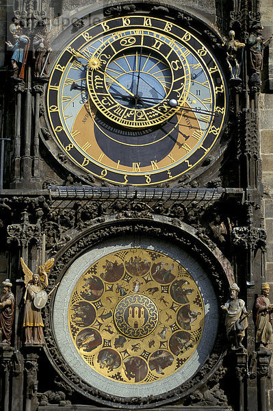 Astronomische Uhr  Rathaus  Altstädter Ring  Prag  UNESCO Weltkulturerbe  Tschechische Republik  Europa