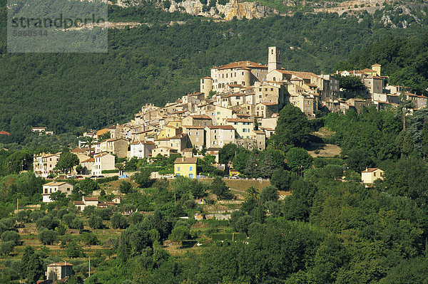 Dorf von Le-Bar-Sur-Loup oberhalb der Loup-Tal  Alpes-Maritimes  Provence  Frankreich  Europa