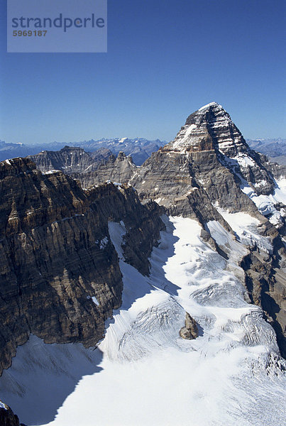 Rocky Mountains in der Nähe von Banff  Alberta  Kanada  Nordamerika