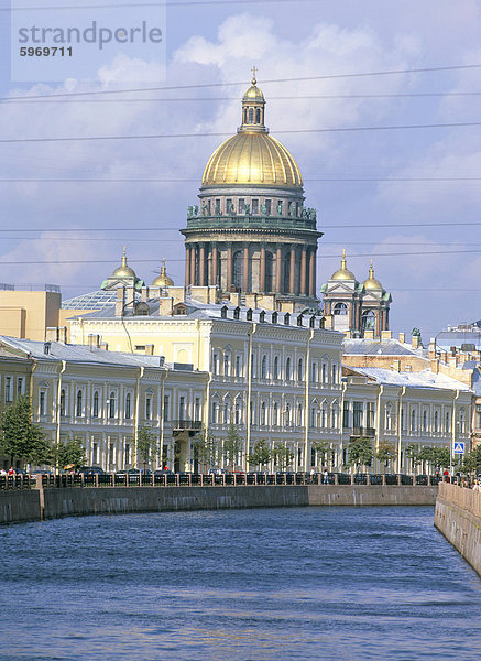 Isaak Kathedrale und der Moika River  St. Petersburg  Russland  Europa