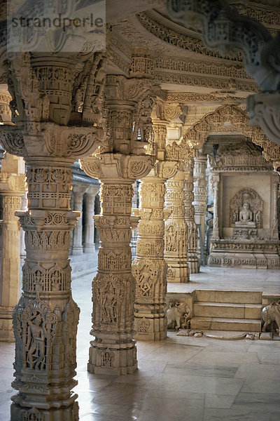 Dillawara-Tempel  Mount Abu  Rajasthan Indien  Asien