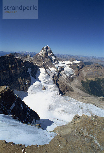 Rocky Mountains in der Nähe von Banff  Alberta  Kanada  Nordamerika