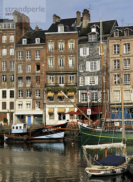 Vieux Bassin (Alter Hafen)  Honfleur  Normandie  Frankreich  Europa