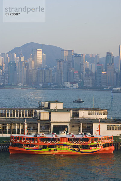 Sterne Fähranleger  Kowloon  Hong Kong  China  Asien