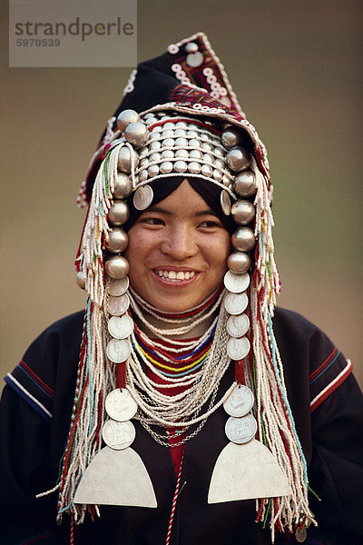 Euromünze Portrait Frau lächeln Hügel Kleidung Silber Südostasien Asien Kleid Thailand Volksstamm Stamm