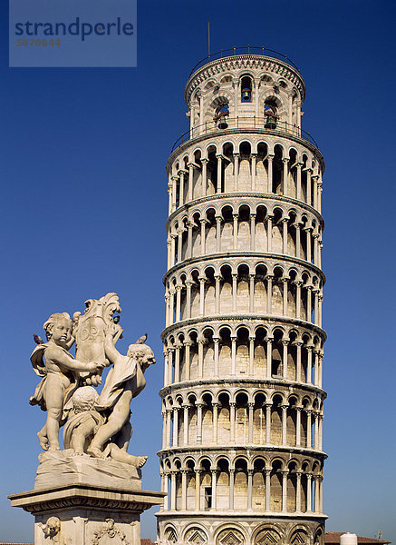 Der Schiefe Turm von Pisa  Pisa  Toskana  Italien  Europa