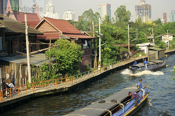 Klong und Wasser Taxi  Bangkok  Thailand  Südostasien  Asien