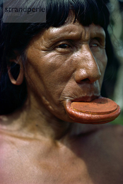 Xingu Stammesangehörige  Suya  Brasilien  Südamerika