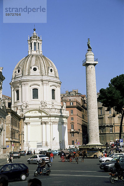 Santissimo Nome di Maria und Trajanssäule  Rom  Latium  Italien  Europa