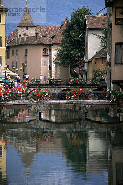 Canal  mittelalterliche Stadt  Annecy  Haute-Savoie  Rhône-Alpes  Frankreich  Europa