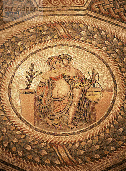 Mosaik  Boden der Privatwohnung aus dem 4. Jahrhundert n. Chr.  Villa Romana del Casale  in der Nähe von Piazza Armerina  Sizilien  Italien  Europa