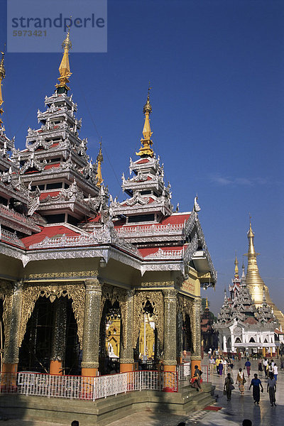 Kakusandha Anbetung Hall  Shwedagon Pagode  Yangon (Rangoon)  Myanmar (Birma)  Asien