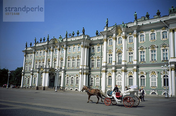 Das Hermitage  UNESCO-Weltkulturerbe  St. Petersburg  Russland  Europa