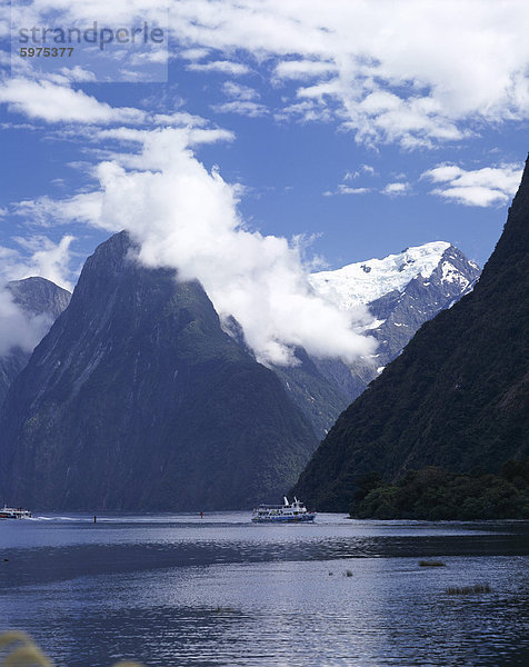 Milford Sound  Otago  Südinsel  Neuseeland  Pazifik