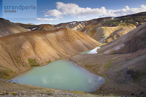 Rhyolith Pisten und Geröllhalden in Graenagil Schlucht  Landmannalaugar Bereich  Fjallabak Gebiet  Island  Polarregionen