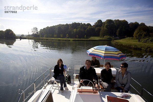 Navigation am Fluss Saone in Franche-Comte  Frankreich  Europa