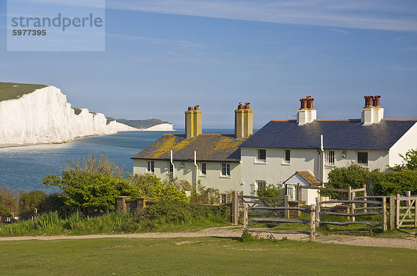 Europa Schwester Großbritannien Steilküste Ansicht Landhaus 7 sieben Küstenwache East Sussex England