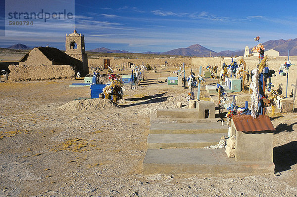 Kirche und Friedhof  San Juan  Salar de Uyuni  Bolivien  Südamerika