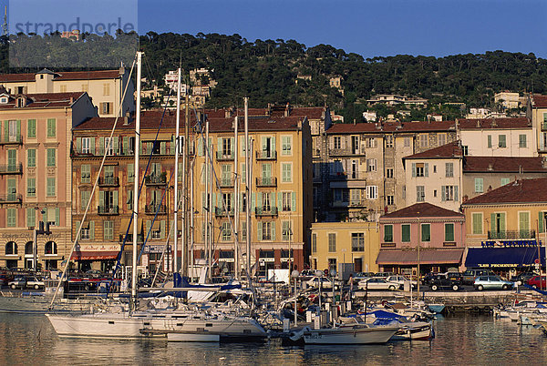 Hafen Frankreich Europa Gebäude Ufer Boot vertäut Freundlichkeit Provence - Alpes-Cote d Azur Alpes maritimes