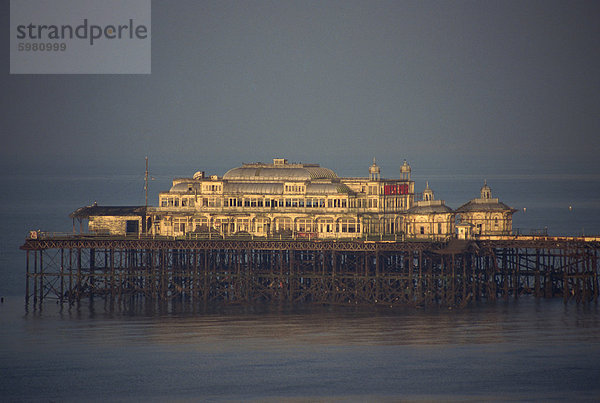 Der alte Pier  Brighton  Sussex  England  Vereinigtes Königreich  Europa