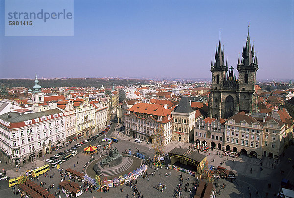 Altstädter Ring und Frauenkirche vor Tyn  Prag  UNESCO World Heritage Site  Tschechische Republik  Europa