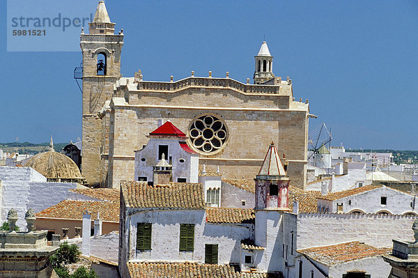 Ansicht von Ciutadella und Kathedrale  Ciutadella  Menorca (Menorca)  Balearen  Spanien  Mediterranean  Europa