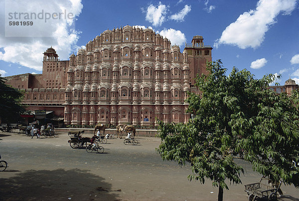 Palast der Winde  Jaipur  Rajasthan Indien  Asien