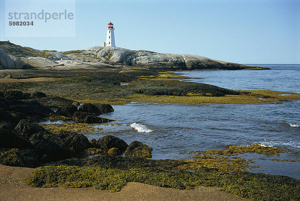 Leuchtturm in Peggys Cove  South Shore  Nova Scotia  Kanada  Nordamerika