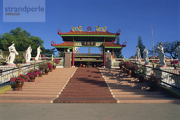 Chinesischer Tempel in Kota Kinabalu  Sabah  Borneo  Malaysia  Südostasien  Asien