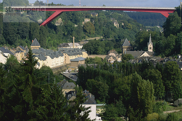 Blick Richtung Catherine Bridge  Luxemburg  Europa