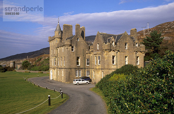 Amhuinnsuidhe Schloss  erbaut 1868 im schottischen fürstlichen Stil von den Grafen von Dunmore auf North Harris. North Harris  Äußere Hebriden  Schottland  Vereinigtes Königreich  Europa