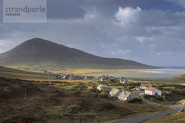 Northton (Taobh Tuath) und Chaipaval Hill  West Küste  South Harris  Äußere Hebriden  Schottland  Großbritannien  Europa