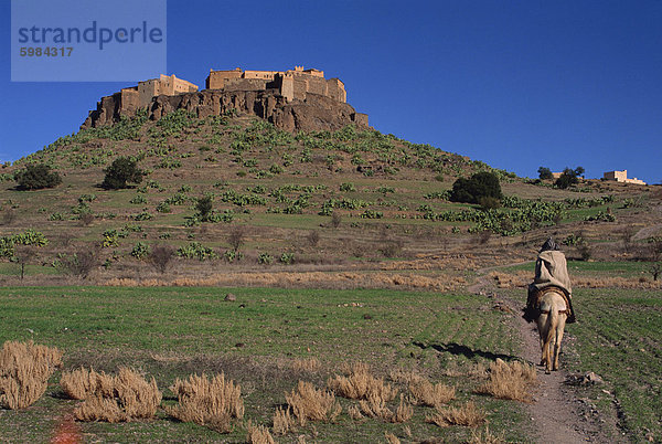 Befestigte Berber Dorf des Tioulit aus dem 6. Jahrhundert  Tafraoute Region  Marokko  Nordafrika  Afrika