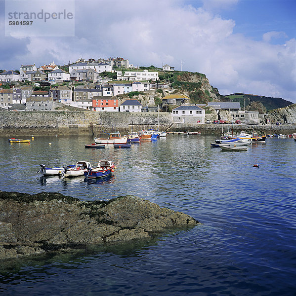 Außenhafen  Mevagissey  Cornwall  England  Vereinigtes Königreich  Europa