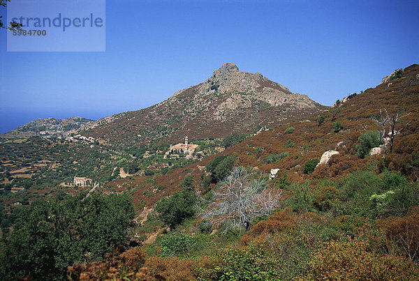 Landschaft in der Nähe von Corbara  Balagne Region  Korsika  Frankreich  Europa