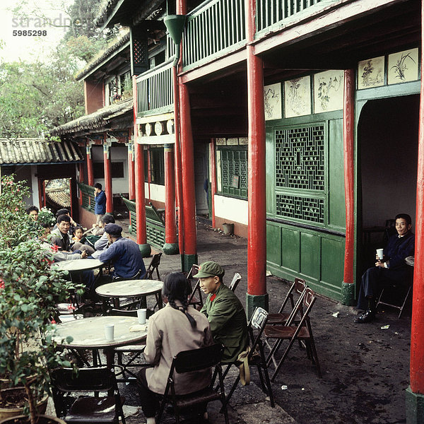 Teehaus  fotografiert im Jahre 1974 in Kunming  Yunnan  China  Asien