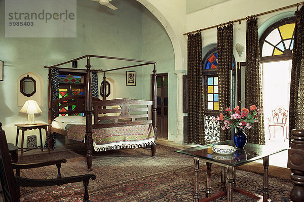 Suite mit Schlafzimmer  Neemrana Fort Palace Hotel  Neemrana  Bundesstaat Rajasthan  Indien  Asien