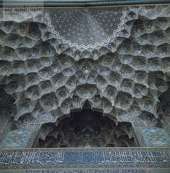 Detail der Masjid-e-Imam Moschee  ehemals die Schah-Moschee  Isfahan  Iran  Naher Osten