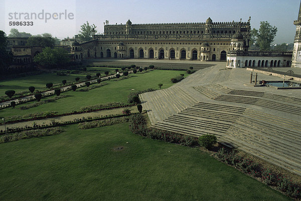 Der Bara Imambara (große Imambara)  Lucknow  Indien  Asien