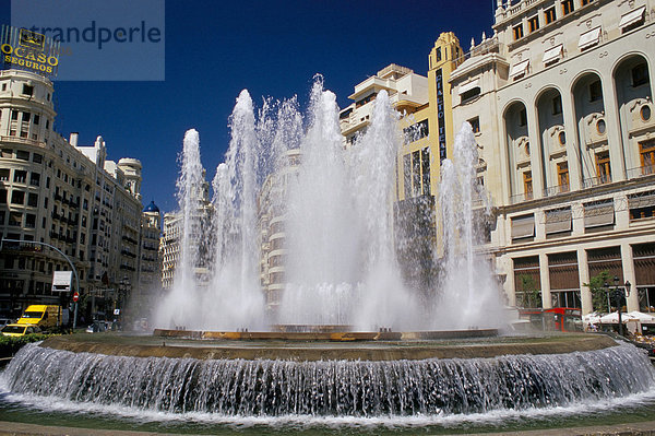 Plaza del Ayuntamento  Hauptplatz im Zentrum der Stadt  Valencia  Spanien  Europa